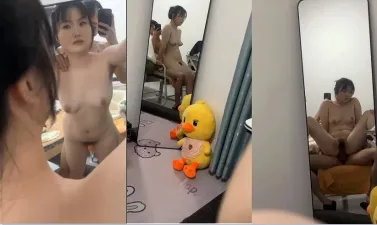 Qua nhà bạn thân chơi khi ba mẹ vắng nhà